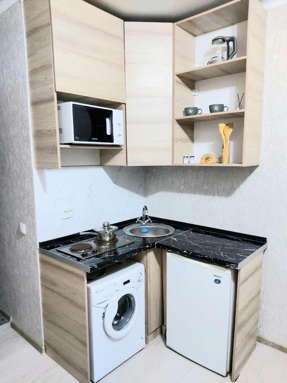 Отличная Квартира Со Всеми Удобствами. Almaty Eksteriør billede